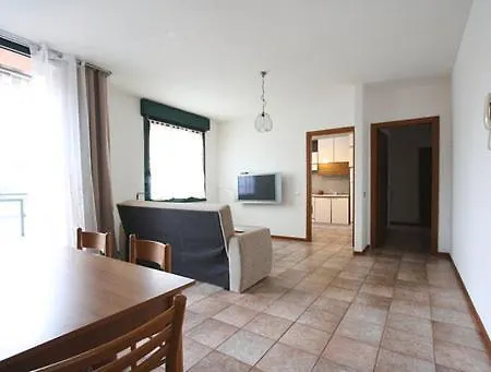 Lägenhet Condominio Montegoi